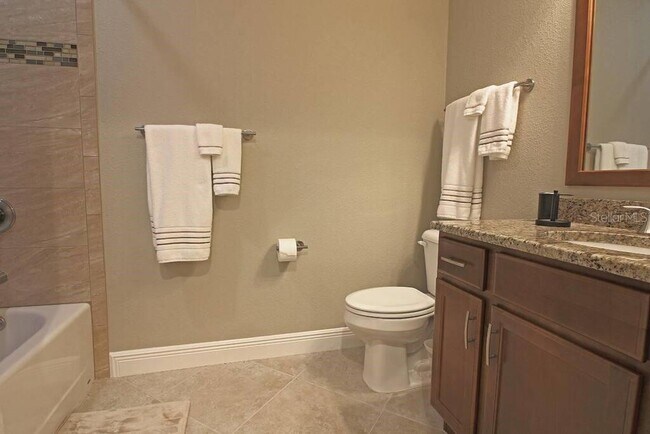 Building Photo - 1125 Rotonda Cir