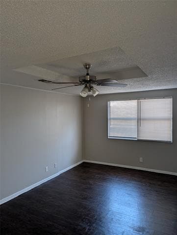 Building Photo - 1725 Bunch Dr