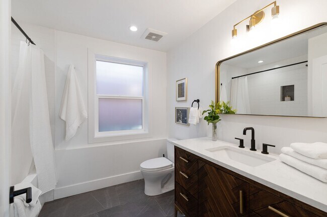 Building Photo - Corona Heights: Newly Renovated Victorian Home with EV Charging and Gorgeous Yard