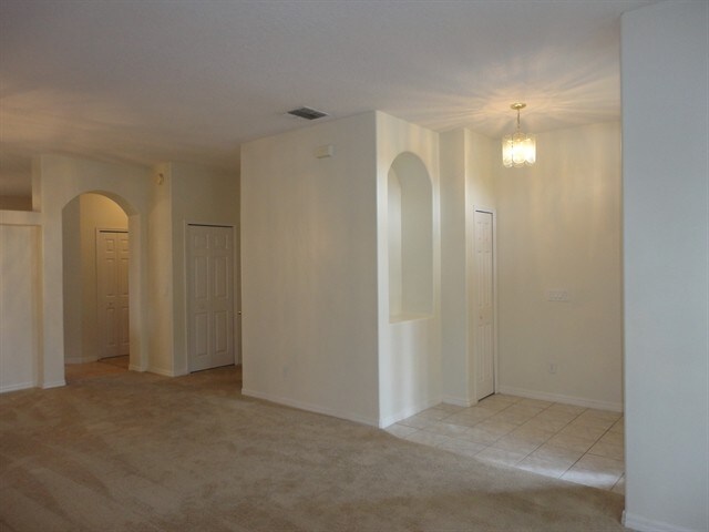 Building Photo - 3415 Bellingham Dr