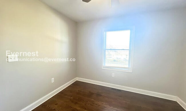 Building Photo - 7624 Nall Ave