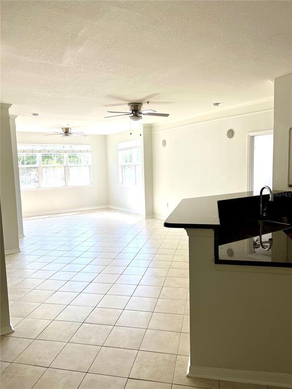 Building Photo - 3344 Corona Village Way