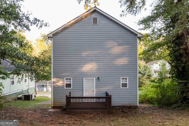 Building Photo - 117 Brown Ave SE