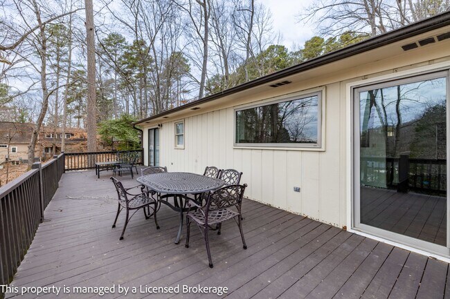 Building Photo - 418 Fiddlers Ghost Cir