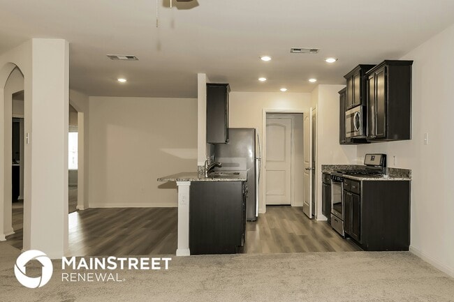 Building Photo - 26861 Steinbeck Dr