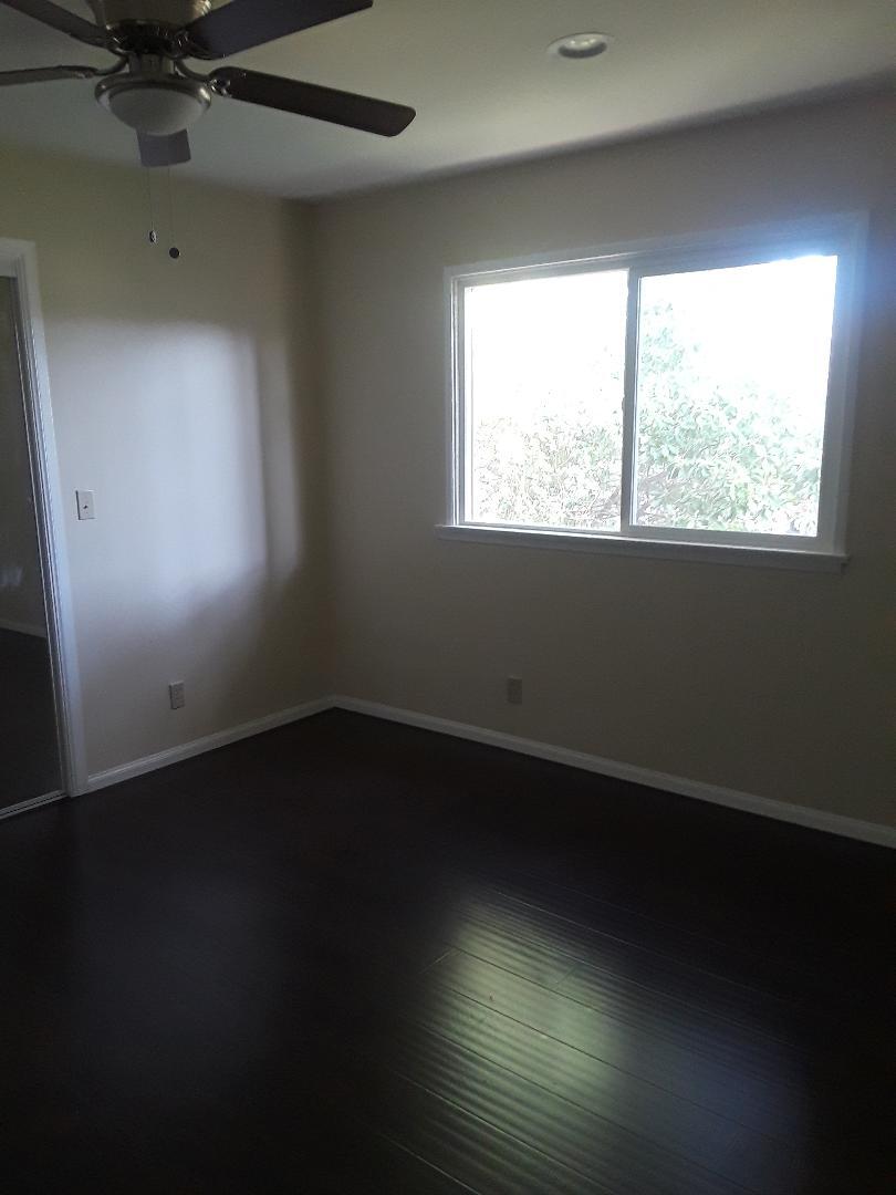 Building Photo - 599 N Oakland Ave