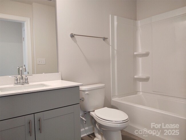 Building Photo - 326 Hyssop Ct