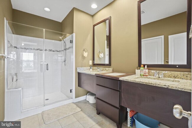 Building Photo - 20405 Codman Dr