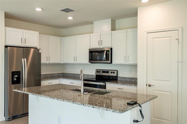 Building Photo - 757 Stoney Pointe Cir