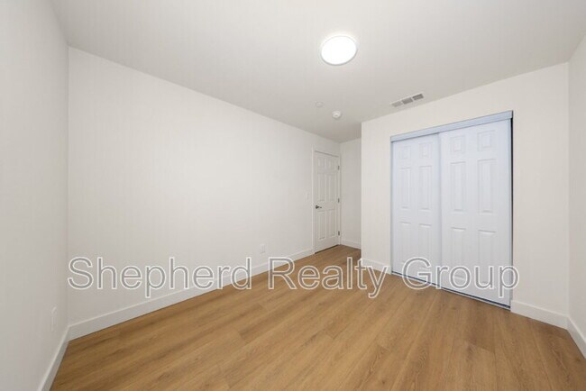 Building Photo - 7721 Janet Ave