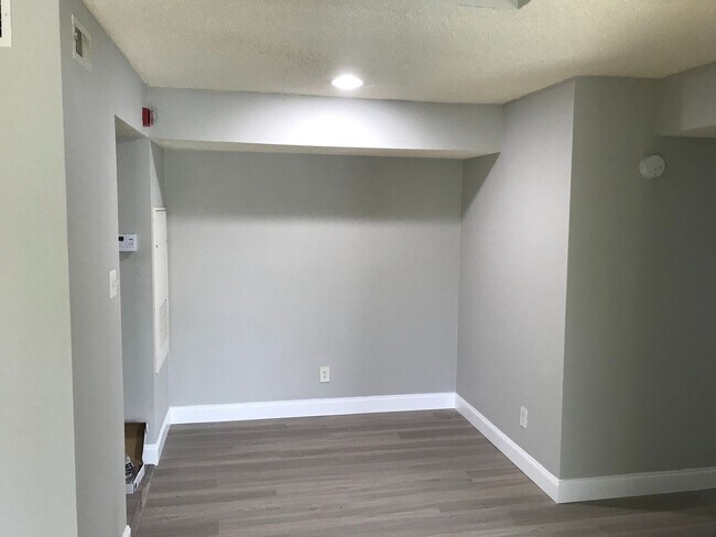 Building Photo - 3764 Idlebrook Cir