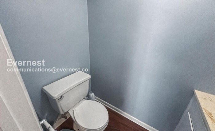 Building Photo - 2225 Golf Rd SW