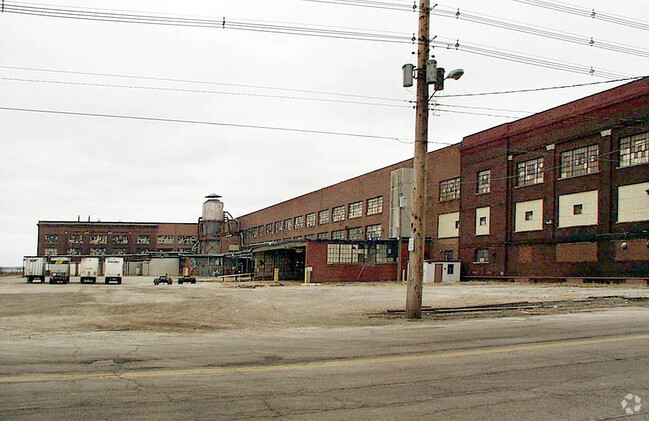 Alternate Building View - Chesapeake Lofts