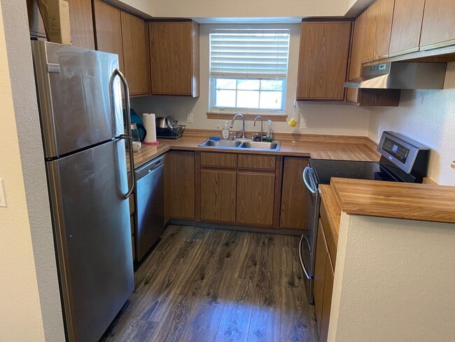 Building Photo - Beautiful 2 bed 2 bath Condo in Centennial