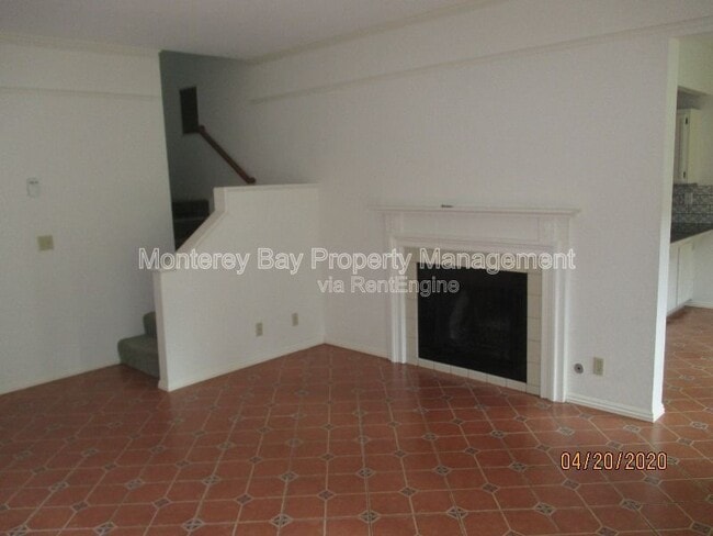 Building Photo - 61 Glen Lake Dr