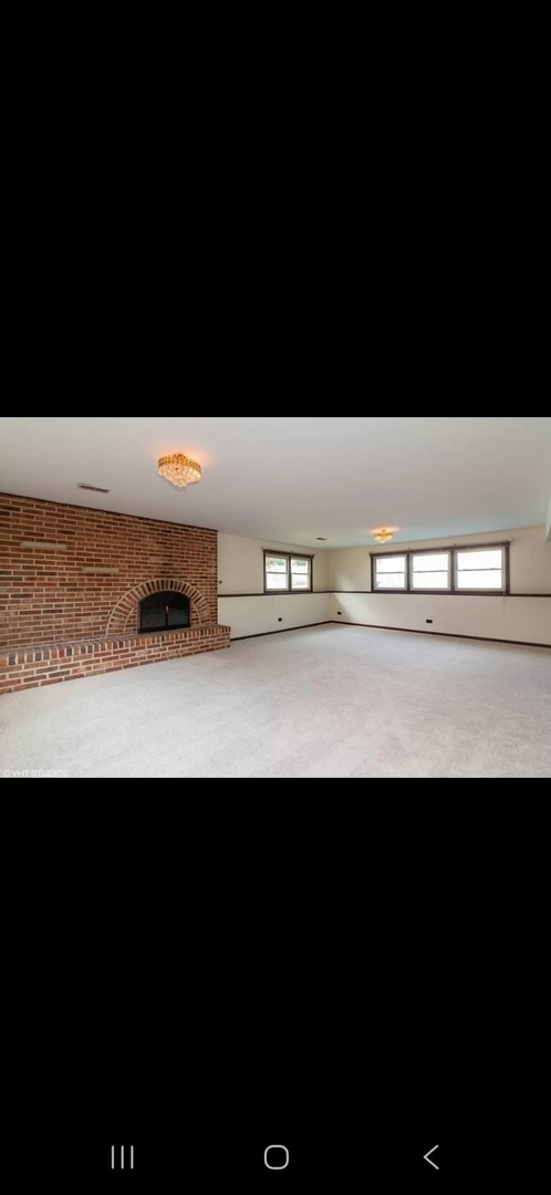 Building Photo - 7S640 Lynn Dr