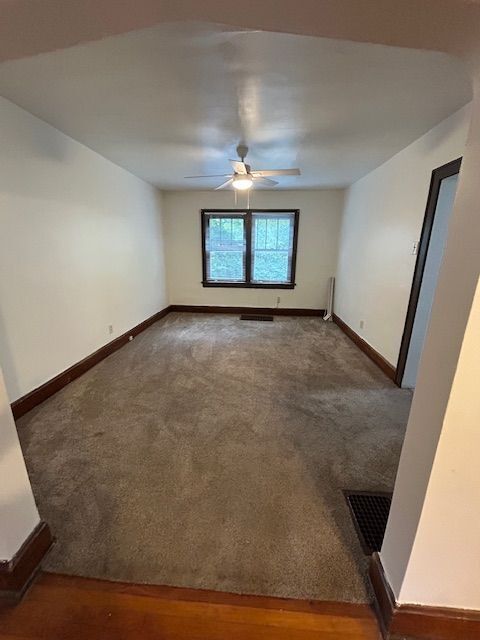 Building Photo - Adorable 2 Bedroom Single Fam in Amberley ...