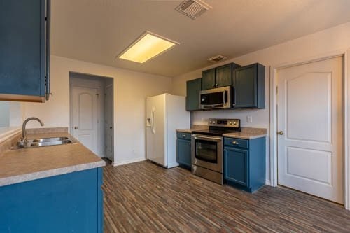 Building Photo - 6450 Mineral Bay