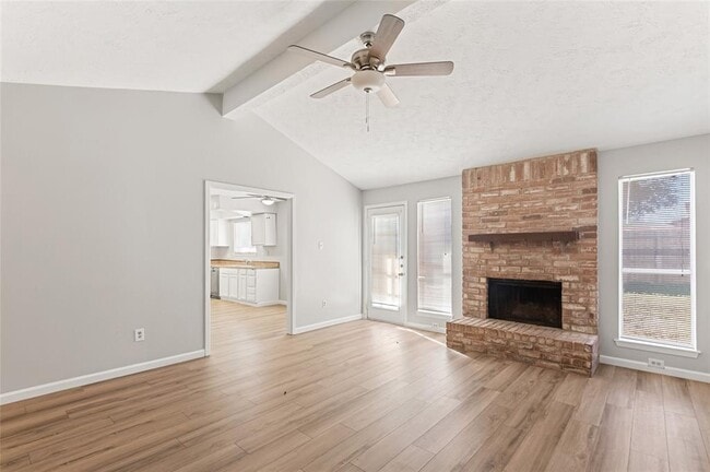 Building Photo - 10306 King Ranch Ln