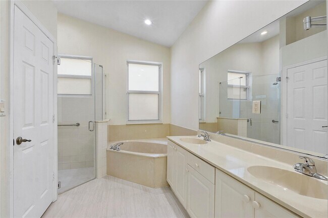 Building Photo - 12117 NW 59th St