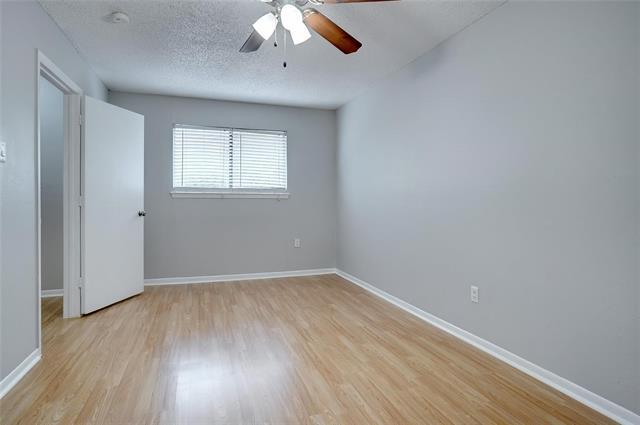 Building Photo - 507 S Las Vegas Trail