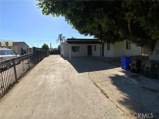Building Photo - 1702 S Monterey