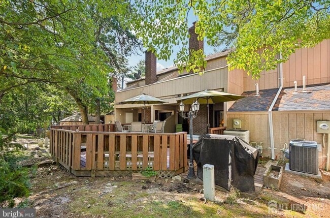 Building Photo - 1502 Bromley Estate