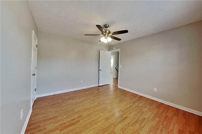 Building Photo - 3511 Autumn Farm Terrace