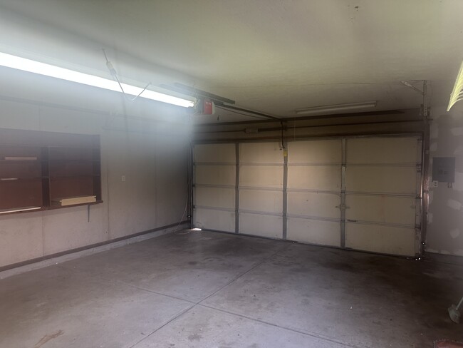 Building Photo - 1207 Chalet Ave