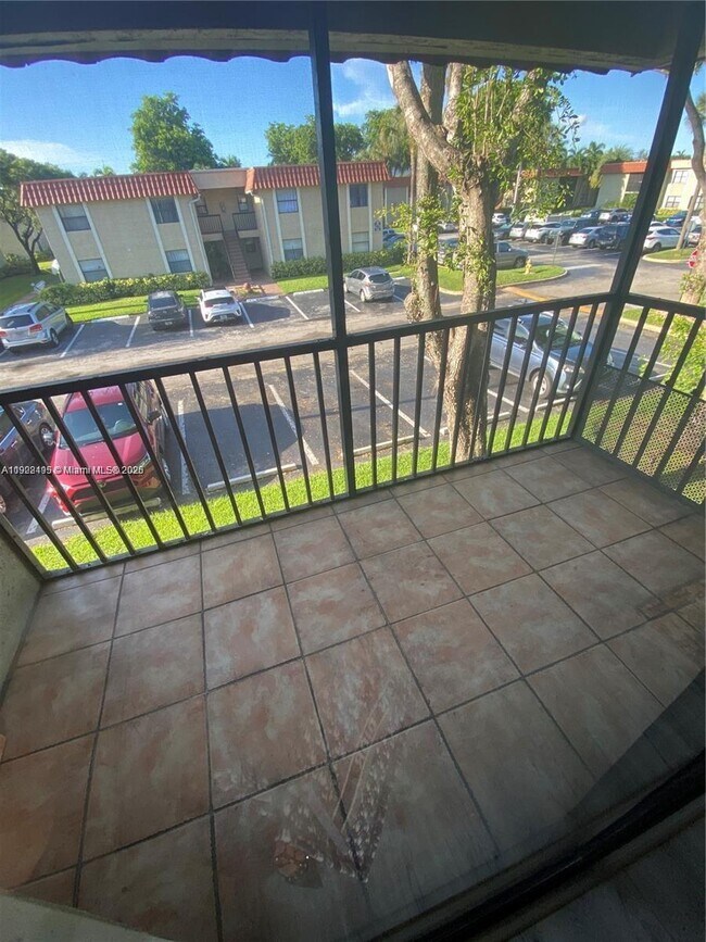 Building Photo - 9726 Hammocks Blvd