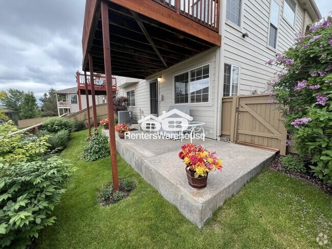Building Photo - 9147 Woodland Dr