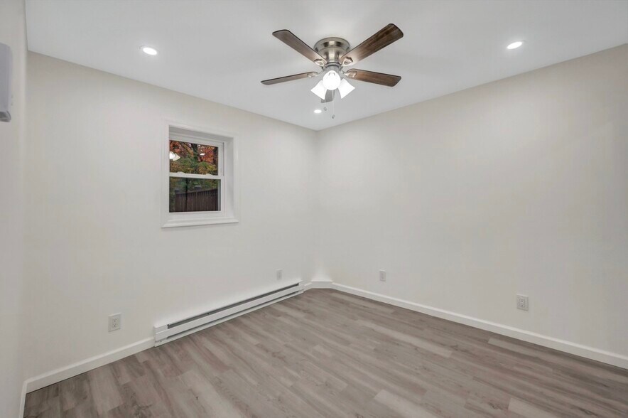 Building Photo - 752 Toll Rd