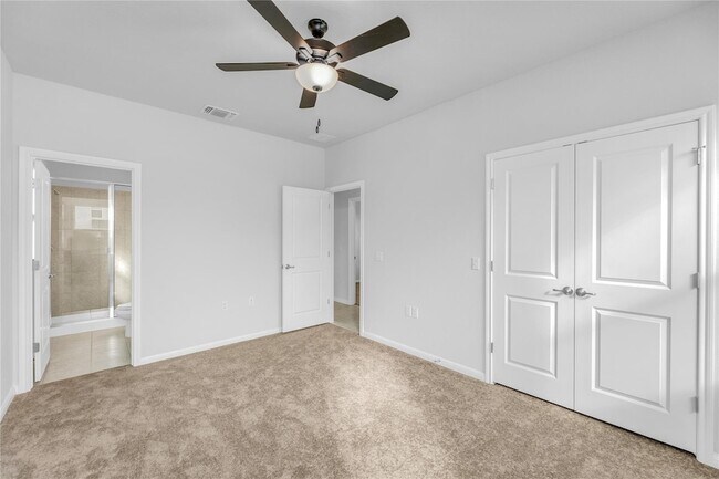Building Photo - 9505 Morning Iris Dr
