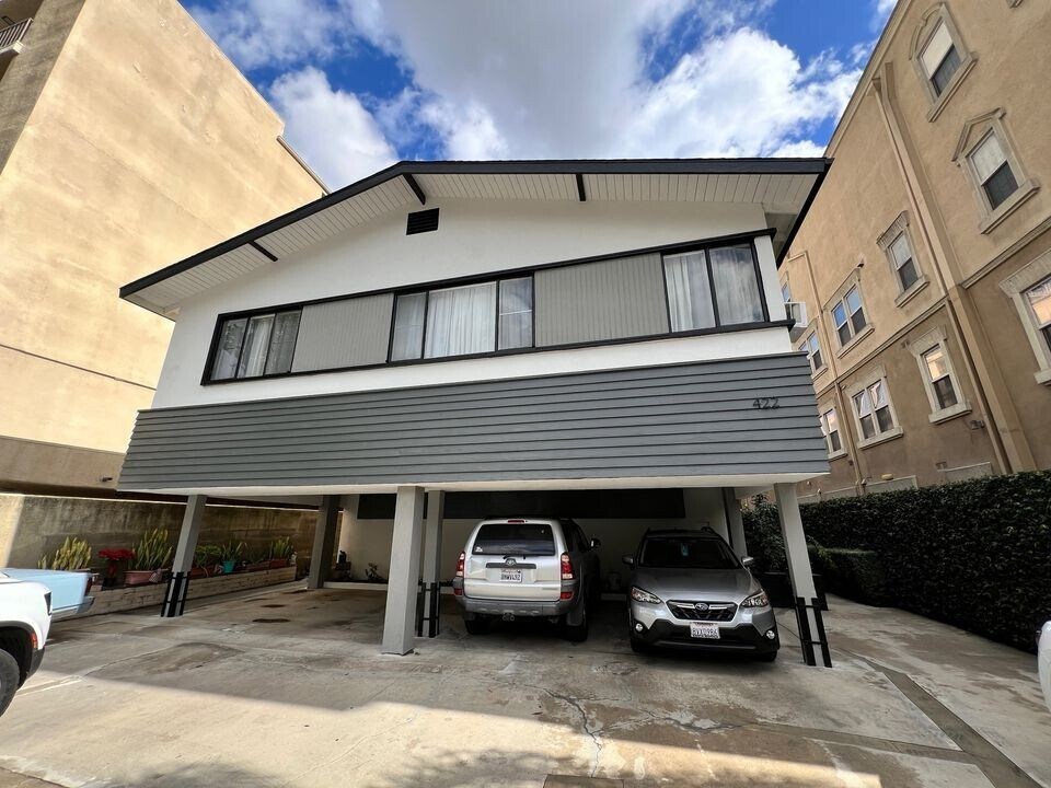 Building Photo - 422 S Willaman Dr