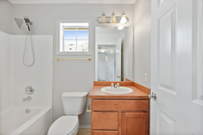 Building Photo - Charming 3-Bed Craftsman in DuPont | Trail...