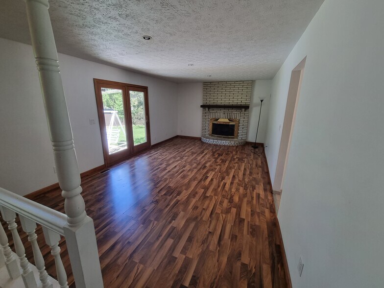 Building Photo - 16946 Antler Ln