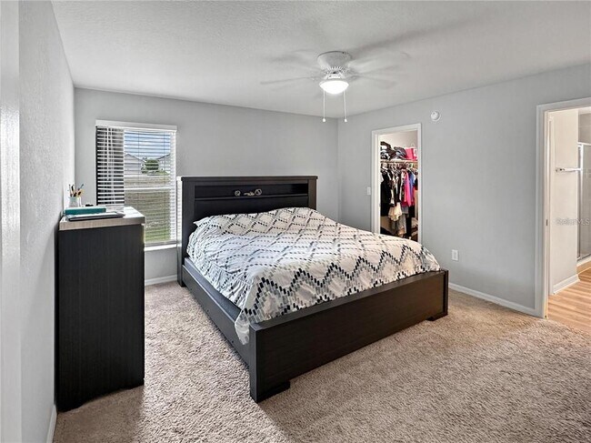 Building Photo - 314 Tanager St