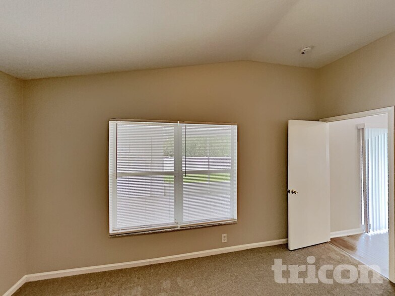 Building Photo - 12932 Early Run Ln