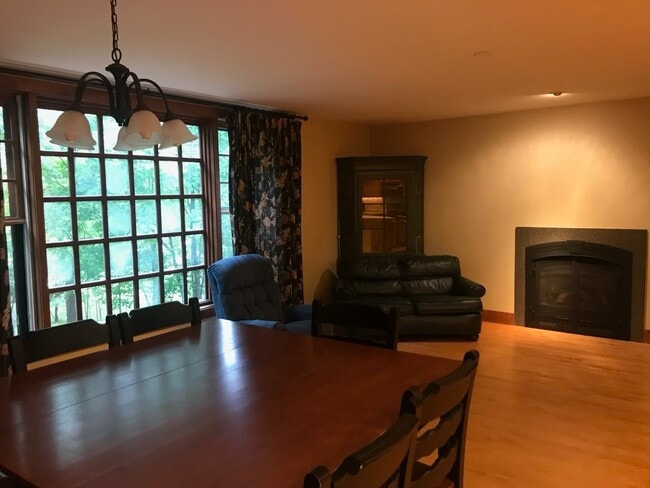 Building Photo - 28120 Boulder Bridge Dr