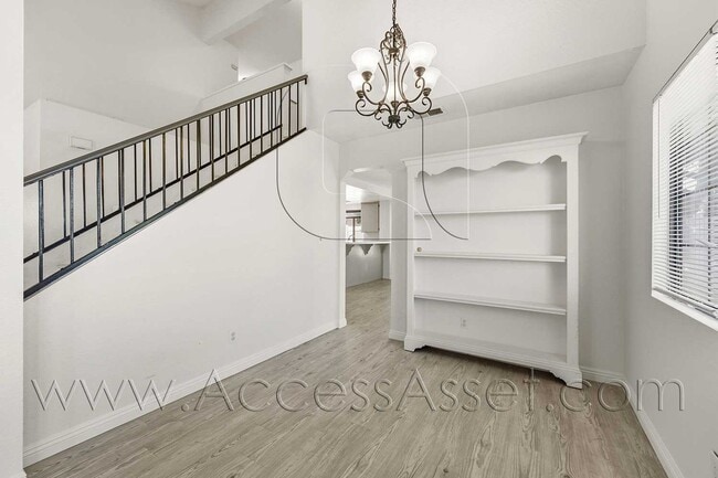 Building Photo - 15630 Half Moon Dr