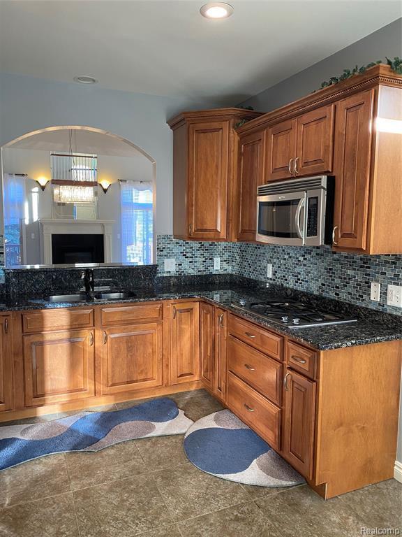 Building Photo - 1046 Lorenzo Ct