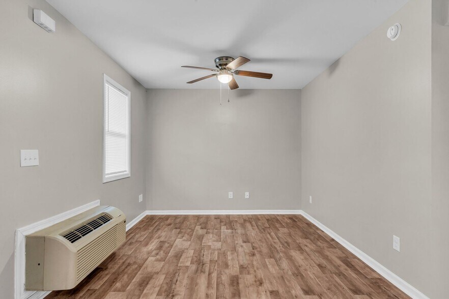 Building Photo - Northside apartments