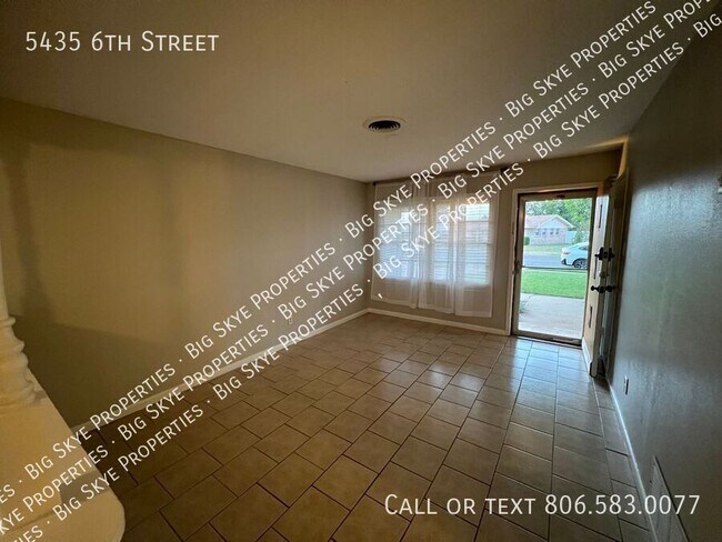 Building Photo - 5435 6th St