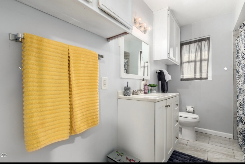 Building Photo - 7320 N 17th Ave