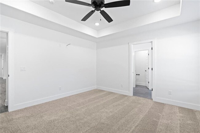 Building Photo - 4206 SW Adams Rd