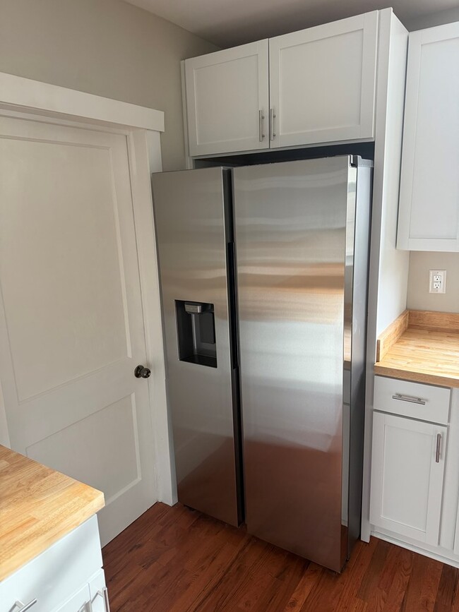 Building Photo - 520 Virginia Ave