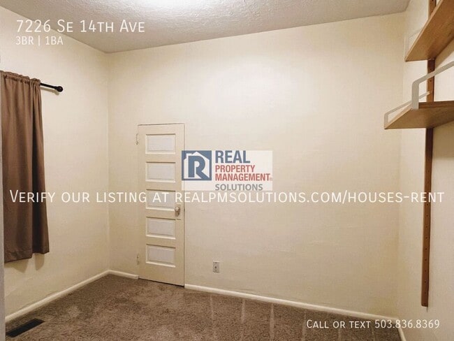 Building Photo - 7226 SE 14th Ave