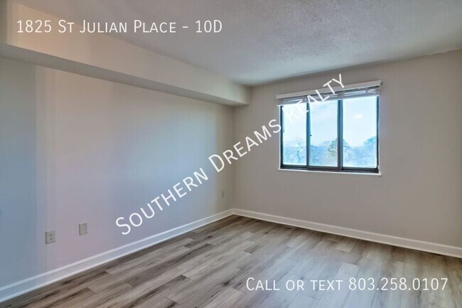 Building Photo - 1825 St Julian Pl
