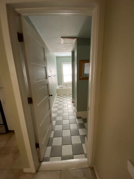 Building Photo - 12010 Paul Ave