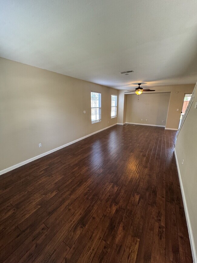 Building Photo - Beautiful 4-Bedroom Home with Spacious Backyard & Covered Patio